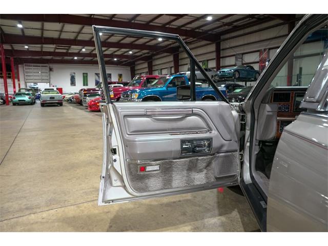 1988 Lincoln Town Car (CC-2097161) for sale in Kentwood, Michigan