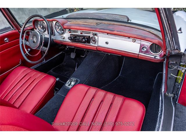 1967 Mercedes-Benz 250SL (CC-2097188) for sale in Beverly Hills, California