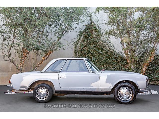1967 Mercedes-Benz 250SL (CC-2097188) for sale in Beverly Hills, California