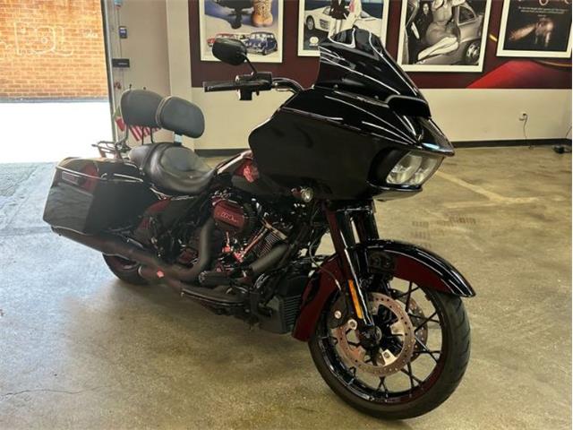 2021 Harley-Davidson Road Glide (CC-2097219) for sale in Cadillac, Michigan