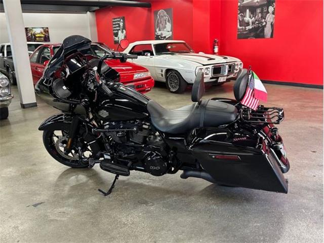 2021 Harley-Davidson Road Glide (CC-2097219) for sale in Cadillac, Michigan