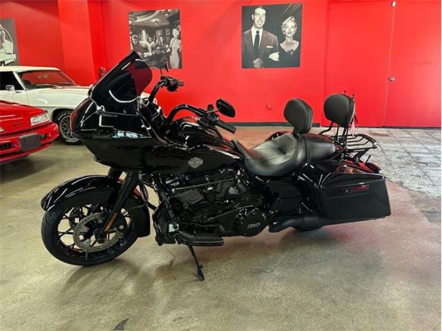 2021 Harley-Davidson Road Glide (CC-2097219) for sale in Cadillac, Michigan