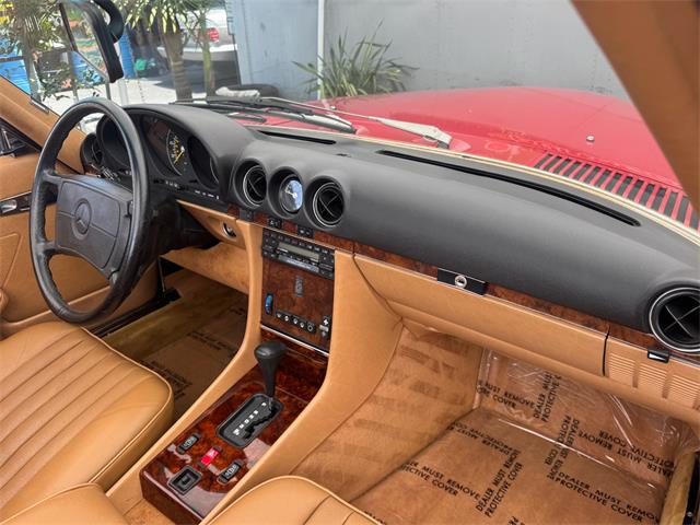 1986 Mercedes-Benz 560 (CC-2097308) for sale in Los Angeles, California