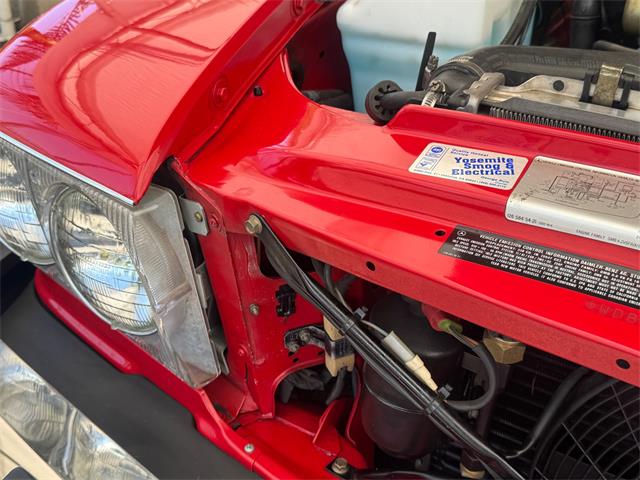 1986 Mercedes-Benz 560 (CC-2097308) for sale in Los Angeles, California