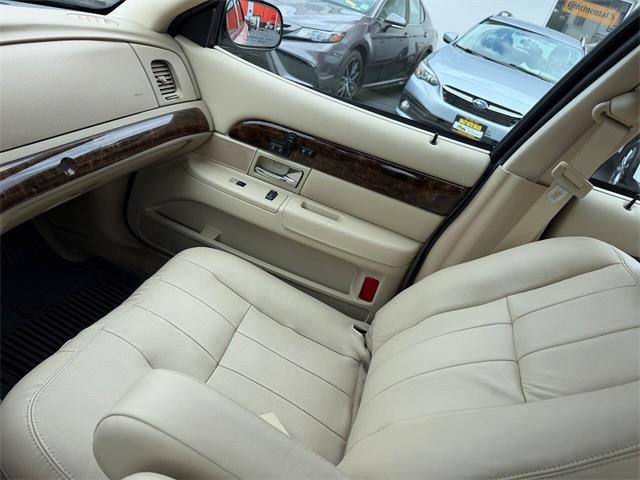 2011 Mercury Grand Marquis (CC-2097357) for sale in Edison, New Jersey