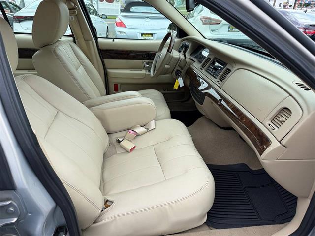 2011 Mercury Grand Marquis (CC-2097357) for sale in Edison, New Jersey