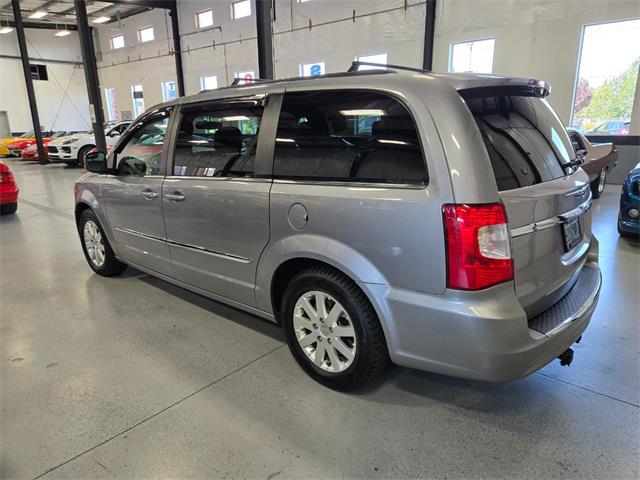 2016 Chrysler Town & Country (CC-2097367) for sale in Bend, Oregon