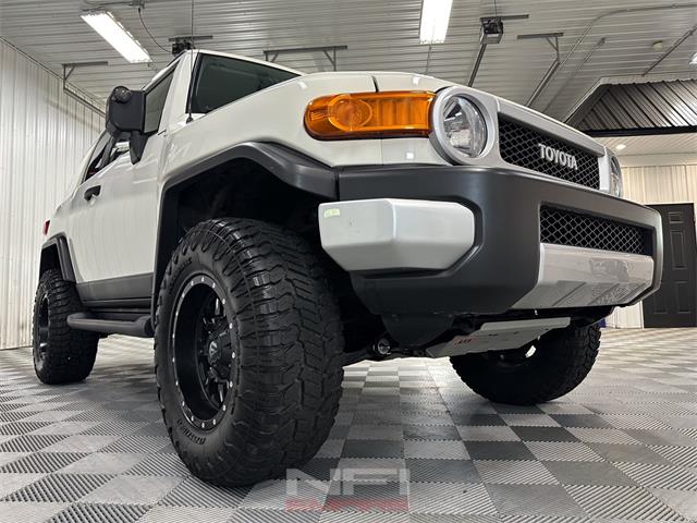 2013 Toyota FJ Cruiser (CC-2097471) for sale in North East, Pennsylvania