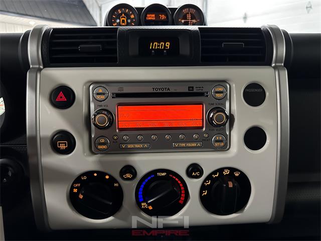 2013 Toyota FJ Cruiser (CC-2097471) for sale in North East, Pennsylvania