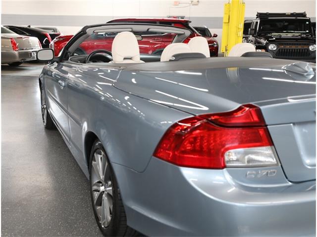 2011 Volvo C70 (CC-2097519) for sale in Addison, Illinois