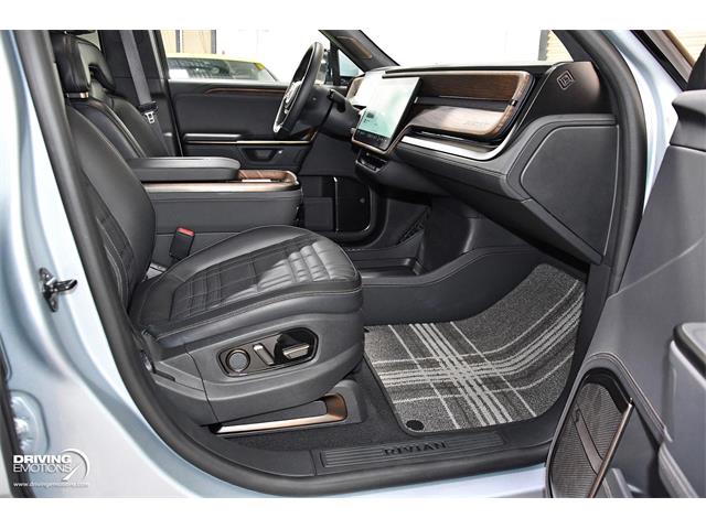 2025 Rivian R1S (CC-2097534) for sale in West Palm Beach, Florida