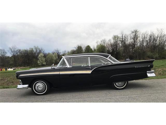 1957 Ford Fairlane 500 (CC-2097579) for sale in Harpers Ferry, West Virginia