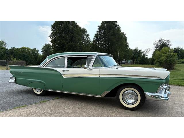 1957 Ford Fairlane 500 (CC-2097583) for sale in Harpers Ferry, West Virginia
