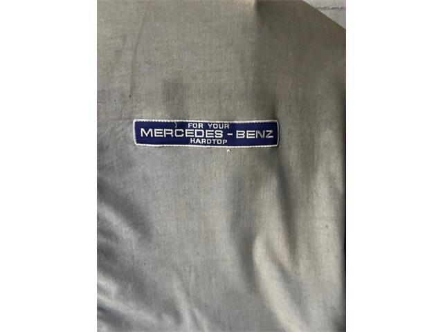 1988 Mercedes-Benz 560SL (CC-2097604) for sale in RIDGEFIELD, Connecticut