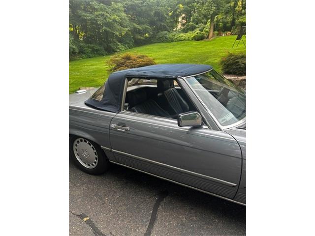 1988 Mercedes-Benz 560SL (CC-2097604) for sale in RIDGEFIELD, Connecticut