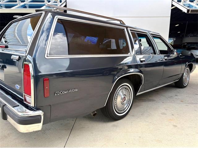 1988 Ford Crown Victoria (CC-2097713) for sale in Bradenton, Florida