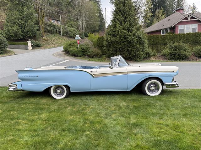 1957 Ford Fairlane 500 Skyliner (CC-2097732) for sale in Chilliwack , British Columbia