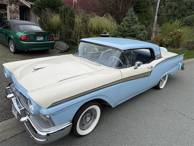 1957 Ford Fairlane 500 Skyliner (CC-2097732) for sale in Chilliwack , British Columbia