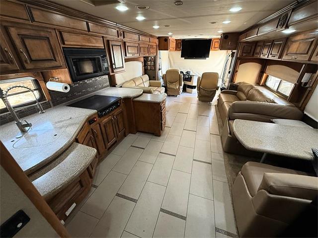 2012 Monaco Knight (CC-2097848) for sale in Palm Desert , California