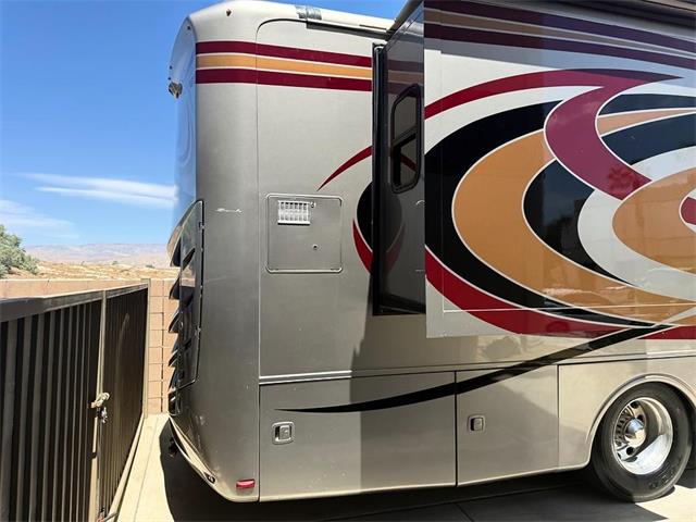 2012 Monaco Knight (CC-2097848) for sale in Palm Desert , California