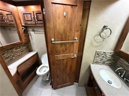 2012 Monaco Knight (CC-2097848) for sale in Palm Desert , California