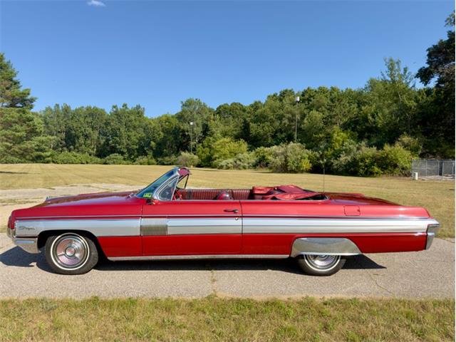 1962 Oldsmobile Starfire (CC-2097874) for sale in Fenton, Michigan