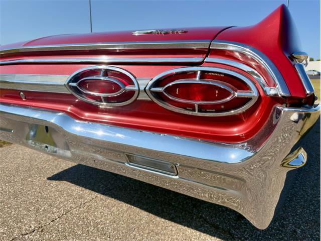 1962 Oldsmobile Starfire (CC-2097874) for sale in Fenton, Michigan