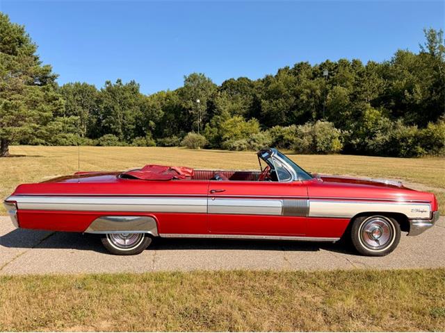 1962 Oldsmobile Starfire (CC-2097874) for sale in Fenton, Michigan