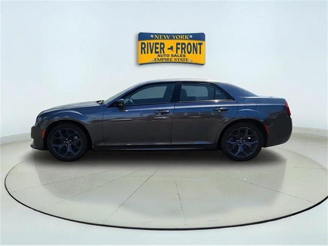 2022 Chrysler 300 (CC-2097875) for sale in Buffalo, New York