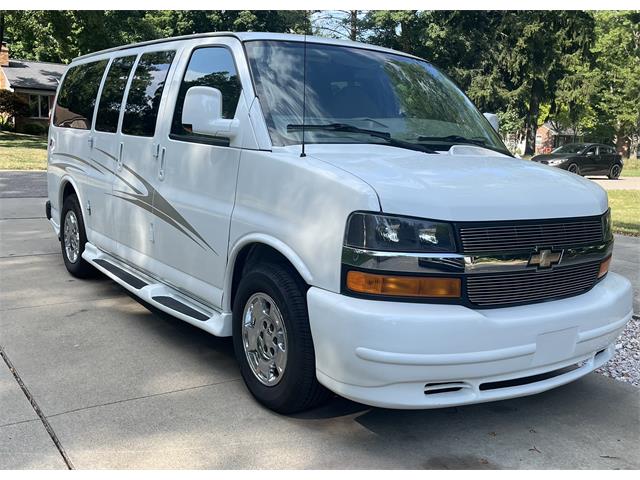 2010 Chevrolet Express (CC-2097884) for sale in Livonia, Michigan