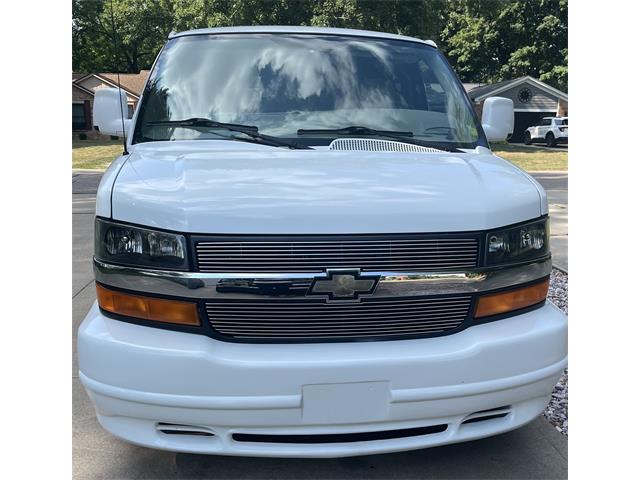 2010 Chevrolet Express (CC-2097884) for sale in Livonia, Michigan