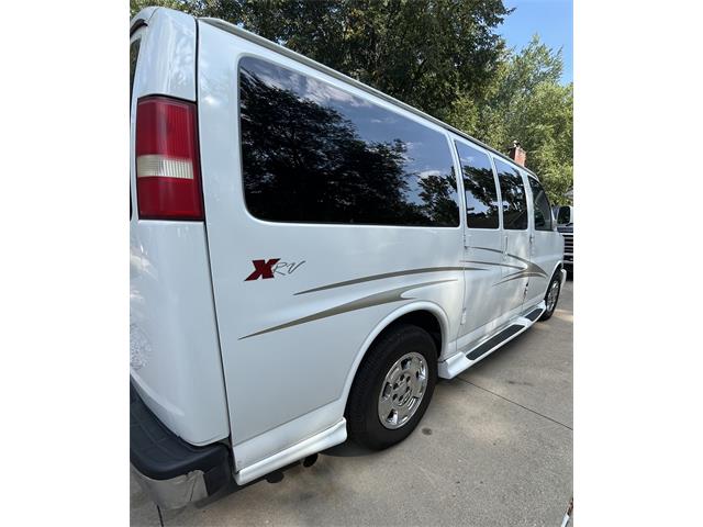 2010 Chevrolet Express (CC-2097884) for sale in Livonia, Michigan