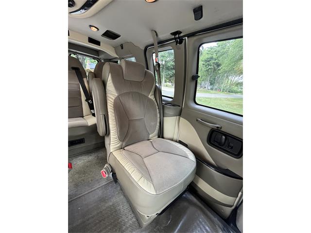 2010 Chevrolet Express (CC-2097884) for sale in Livonia, Michigan
