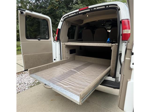 2010 Chevrolet Express (CC-2097884) for sale in Livonia, Michigan