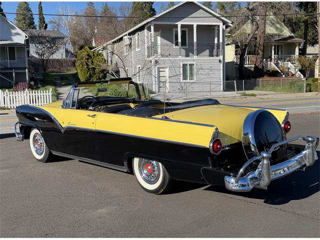1955 Ford Fairlane (CC-2097913) for sale in Grass Valley, California