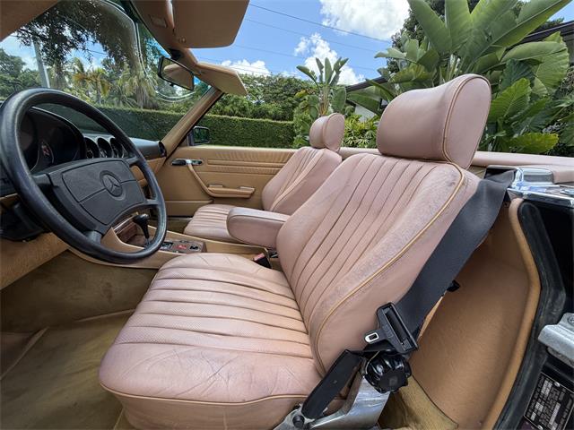 1986 Mercedes-Benz 560SL (CC-2097942) for sale in Miami, Florida