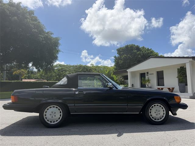 1986 Mercedes-Benz 560SL (CC-2097942) for sale in Miami, Florida