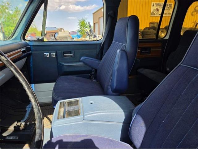 1988 Chevrolet Suburban (CC-2098007) for sale in Cadillac, Michigan