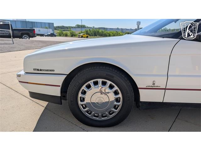 1993 Cadillac Allante (CC-2098014) for sale in Caledonia, Wisconsin