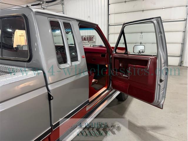1986 Ford F250 (CC-2090807) for sale in Holland , Michigan