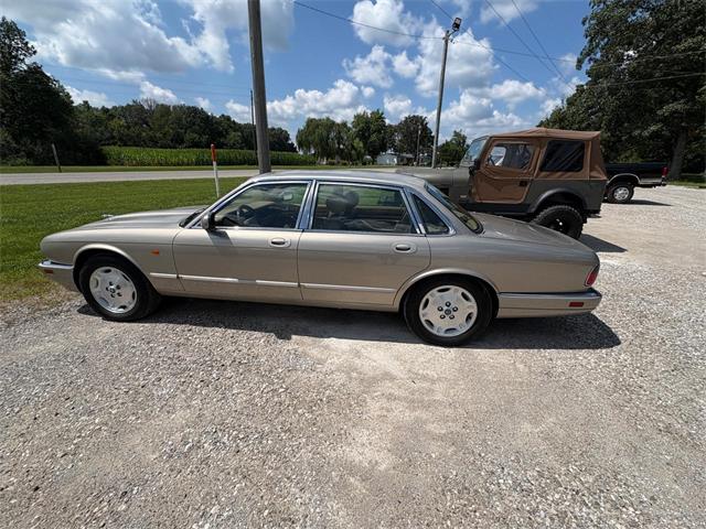 1995 Jaguar XJ6 (CC-2098138) for sale in Nashville, Illinois