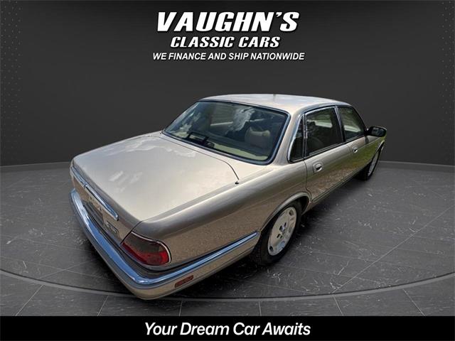 1995 Jaguar XJ6 (CC-2098138) for sale in Nashville, Illinois