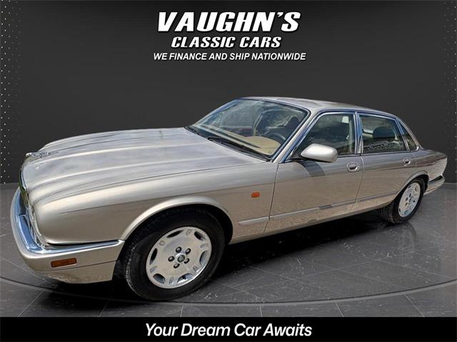 1995 Jaguar XJ6 (CC-2098138) for sale in Nashville, Illinois