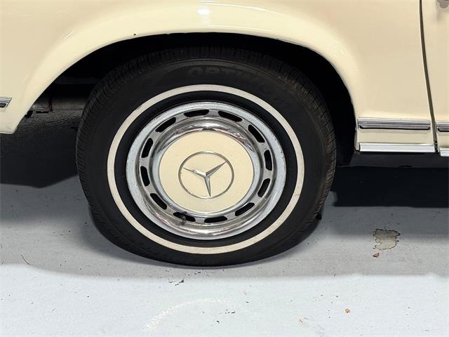 1965 Mercedes-Benz 230SL (CC-2098143) for sale in Palm Desert , California