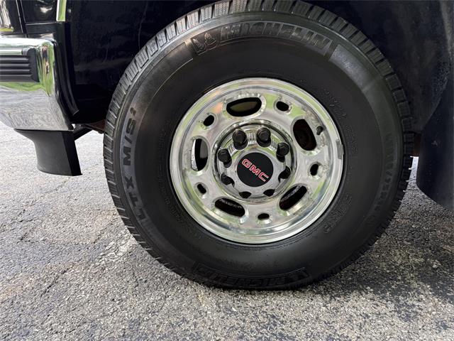 1995 GMC Suburban (CC-2098186) for sale in Milford, Ohio