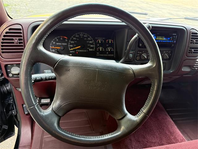 1995 GMC Suburban (CC-2098186) for sale in Milford, Ohio