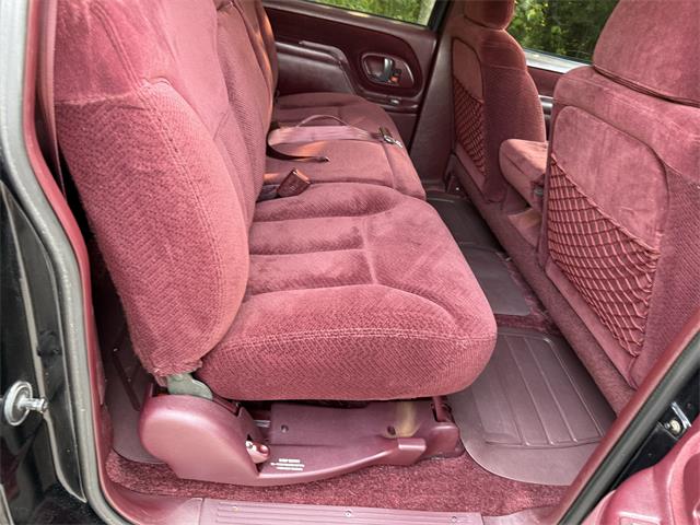 1995 GMC Suburban (CC-2098186) for sale in Milford, Ohio