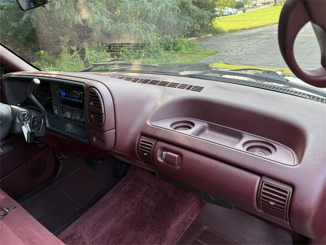 1995 GMC Suburban (CC-2098186) for sale in Milford, Ohio
