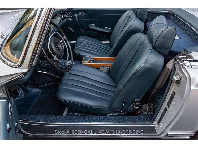 1971 Mercedes-Benz 280SL (CC-2098265) for sale in Beverly Hills, California