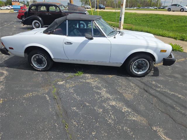 1980 Fiat 124 (CC-2090829) for sale in St. Charles, Illinois